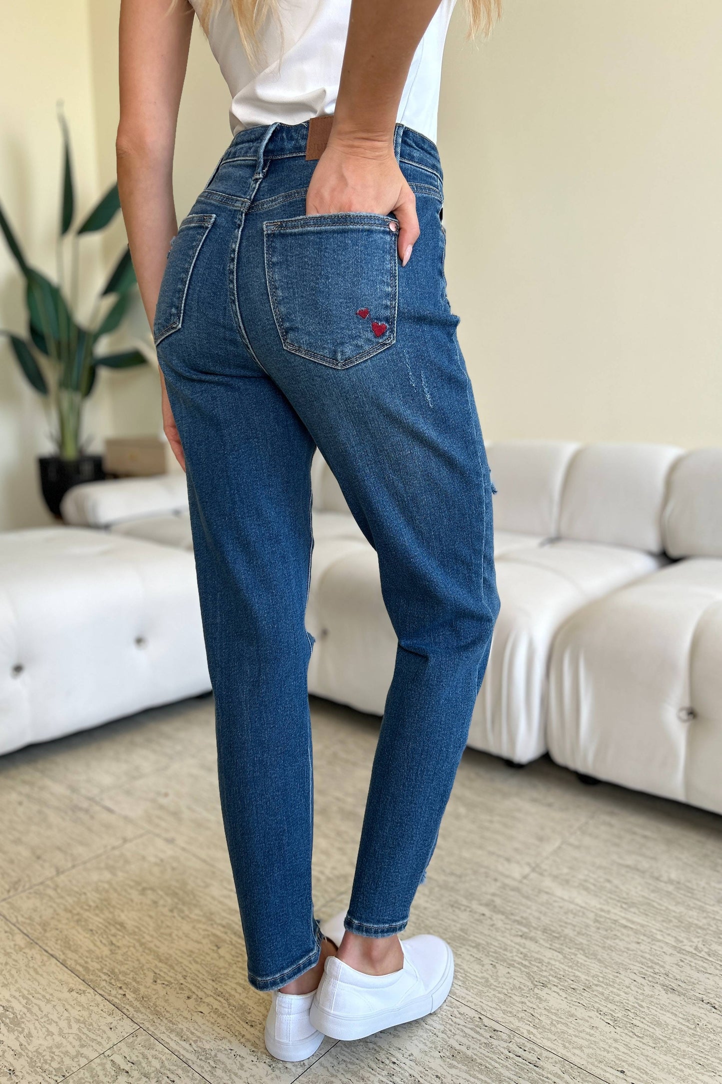 Boyfriend Fit Queen Of Hearts Coin Pocket Jeans