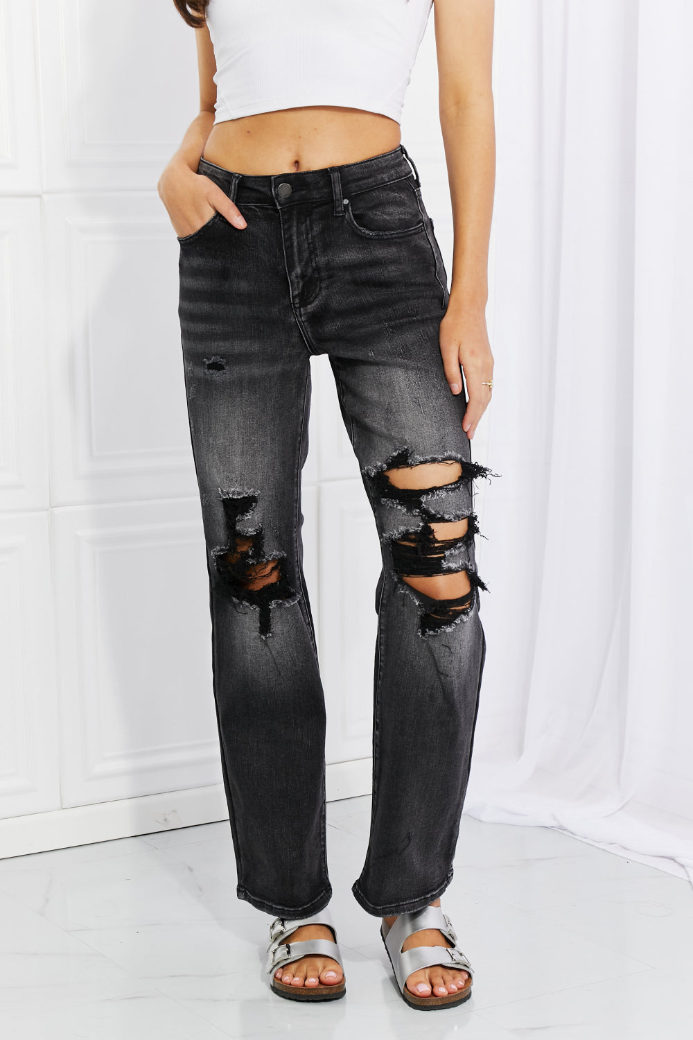 Black Distressed Loose Fit Jeans