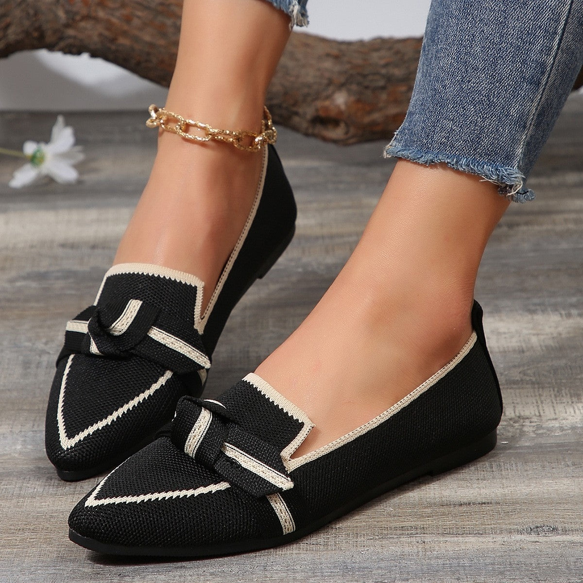 Bow Point Toe Loafers