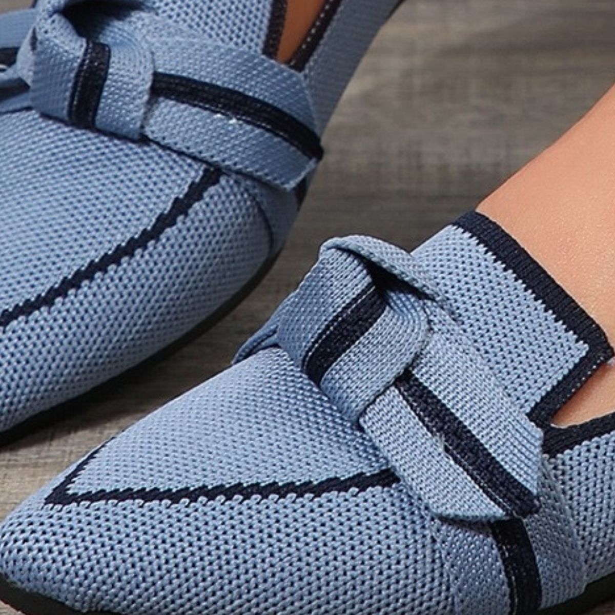 Bow Point Toe Loafers