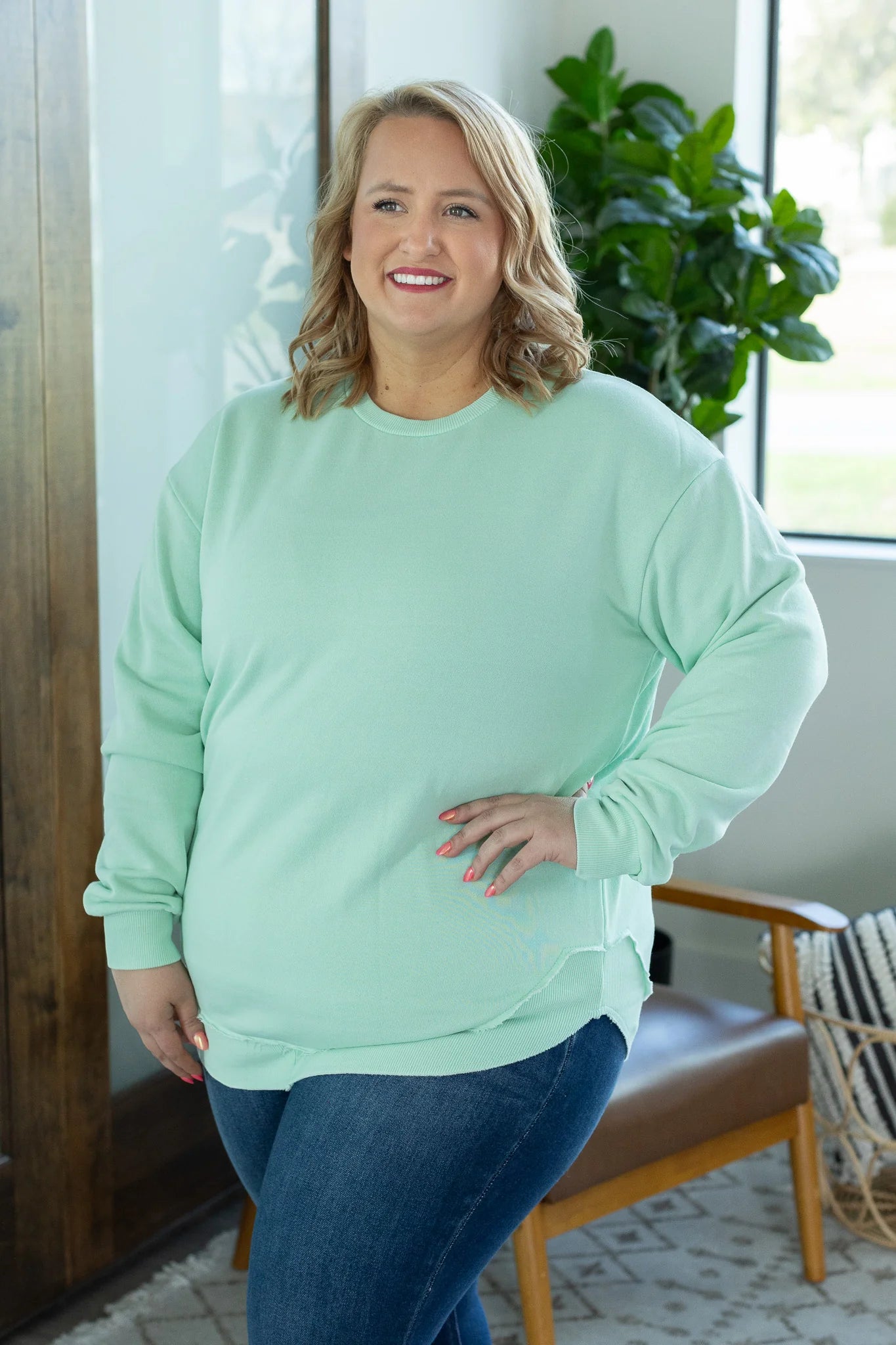 Curve Hem Pullover