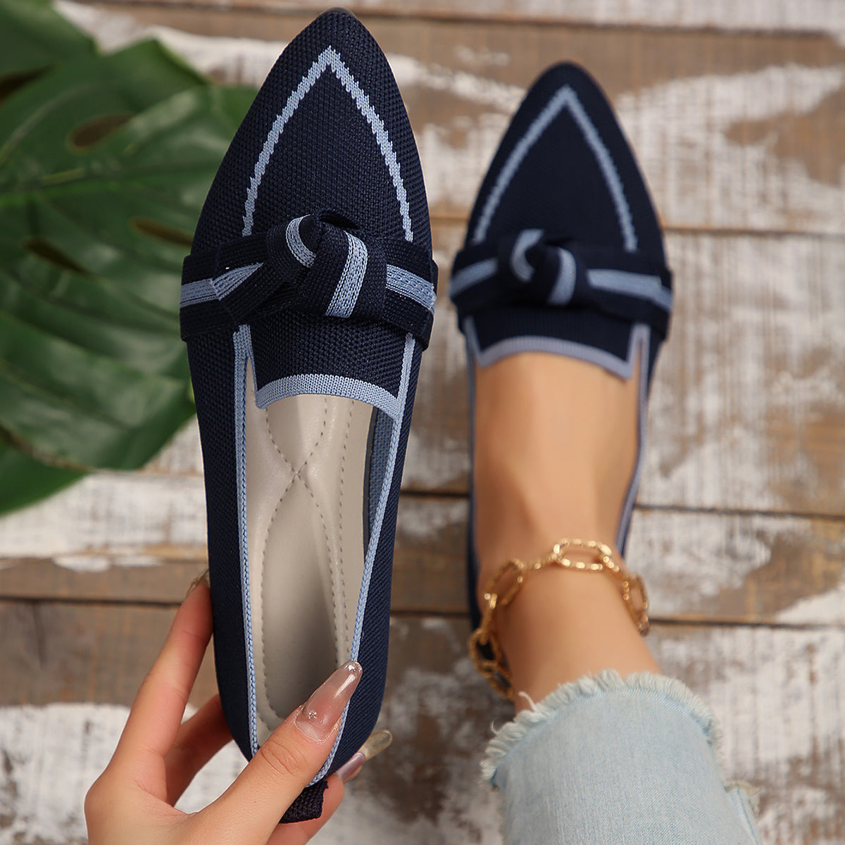 Bow Point Toe Loafers