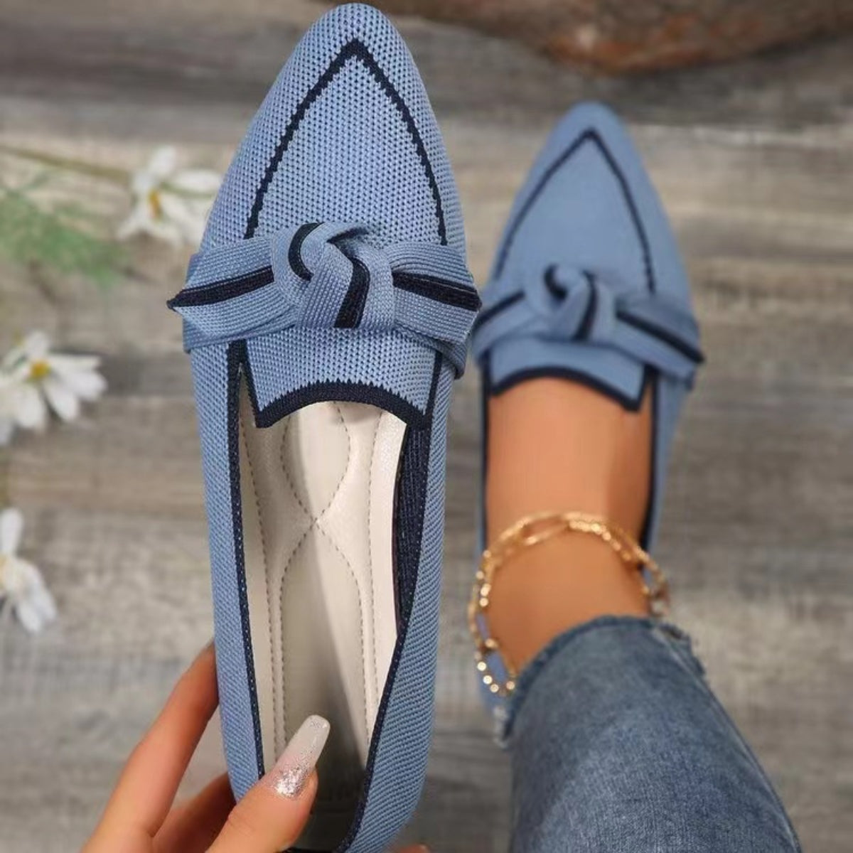 Bow Point Toe Loafers