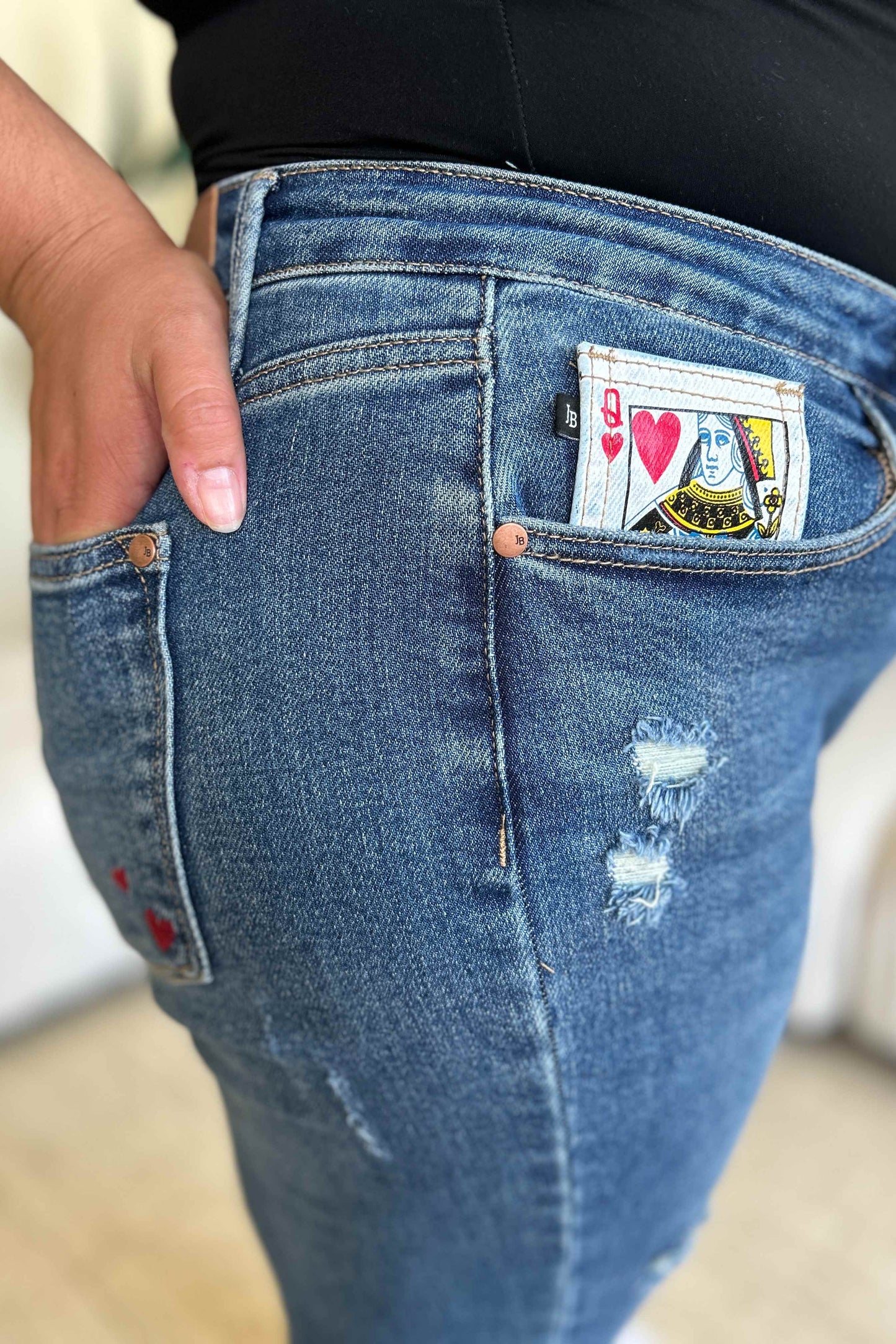 Boyfriend Fit Queen Of Hearts Coin Pocket Jeans