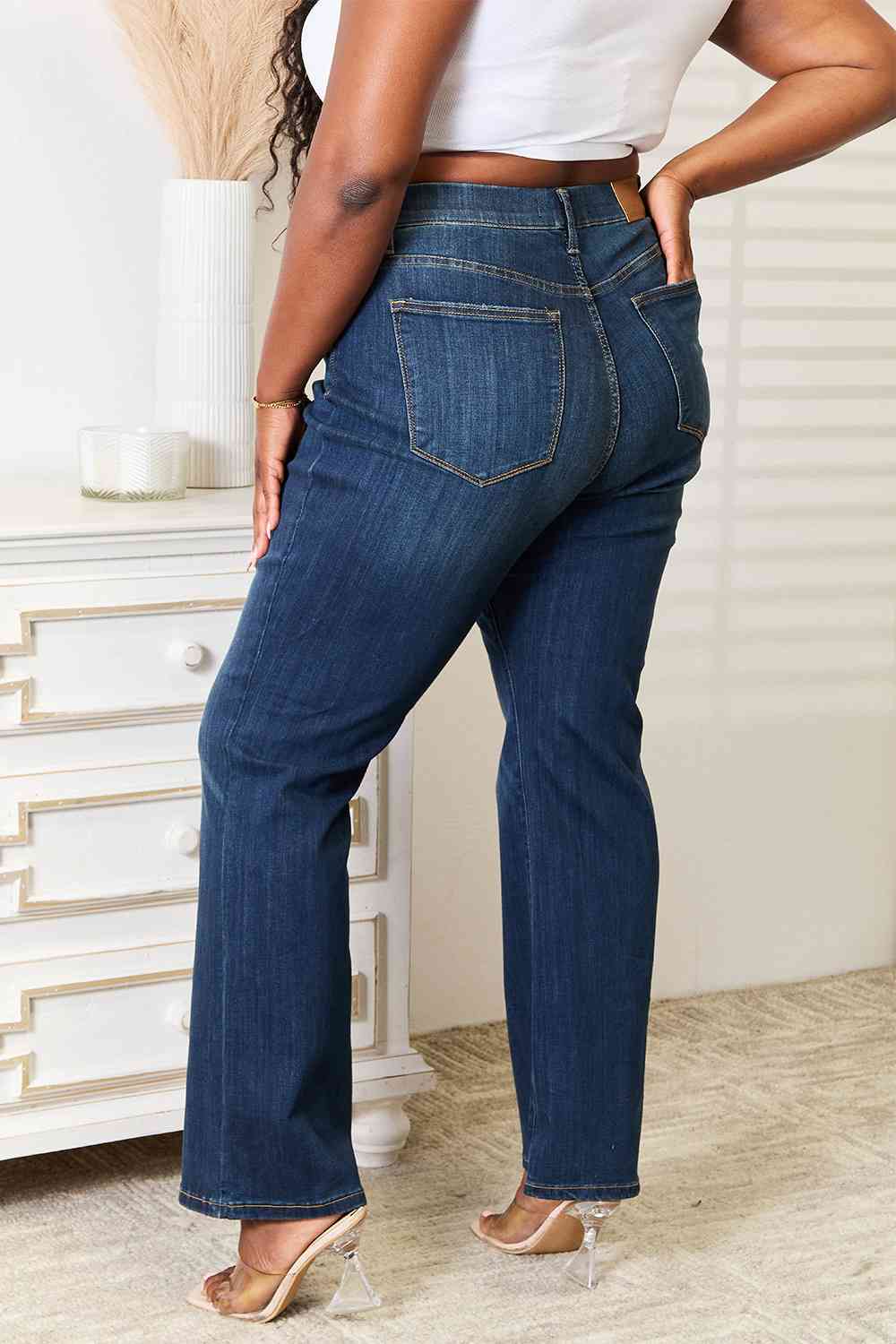 Judy Blue Elastic Waistband Straight Jeans