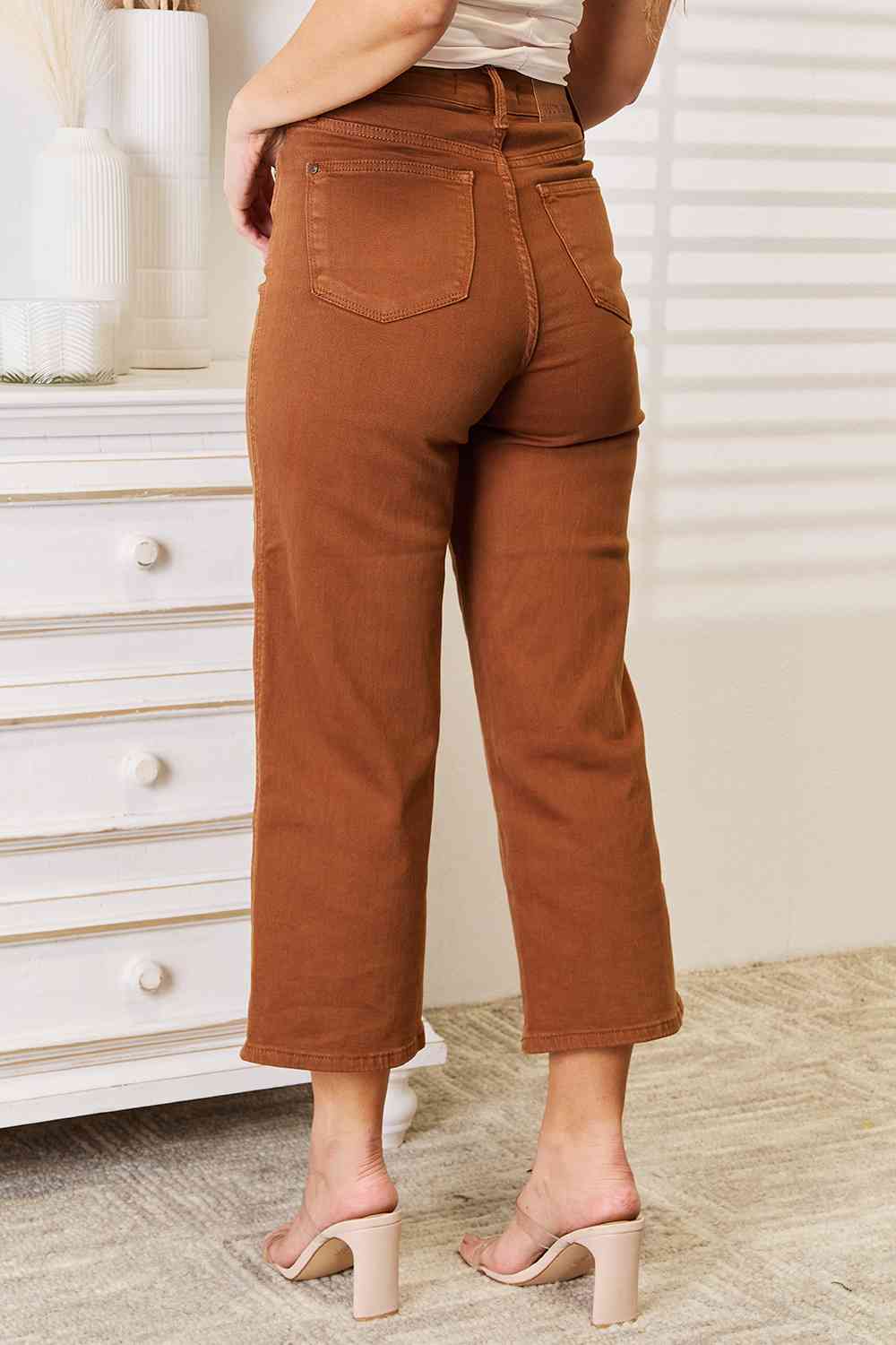 Caramel Dyed Straight Leg Cropped Jeans