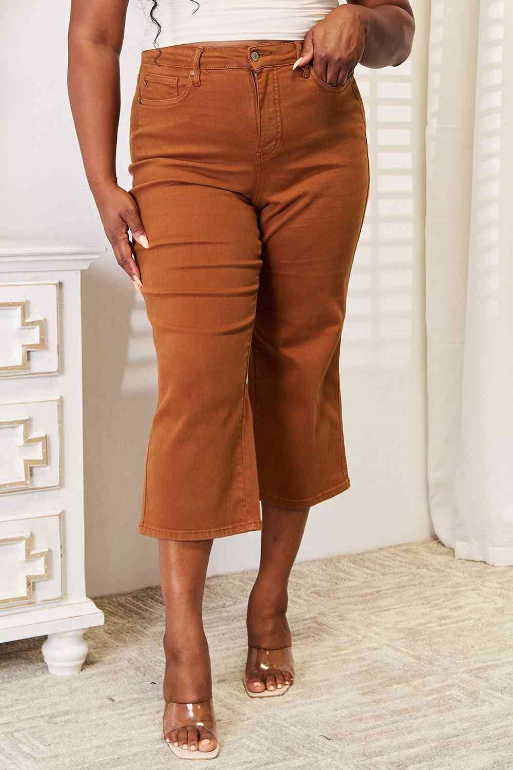 Caramel Dyed Straight Leg Cropped Jeans