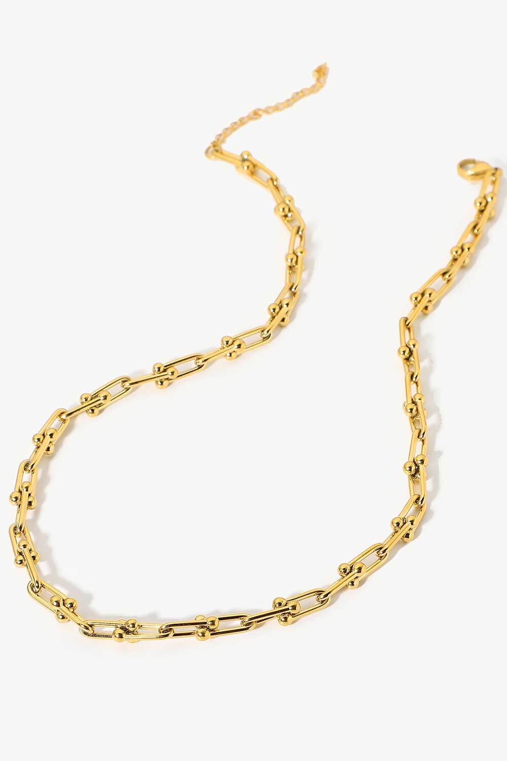 Chain Link U-Shape Necklace - Quelle's BoutiQue