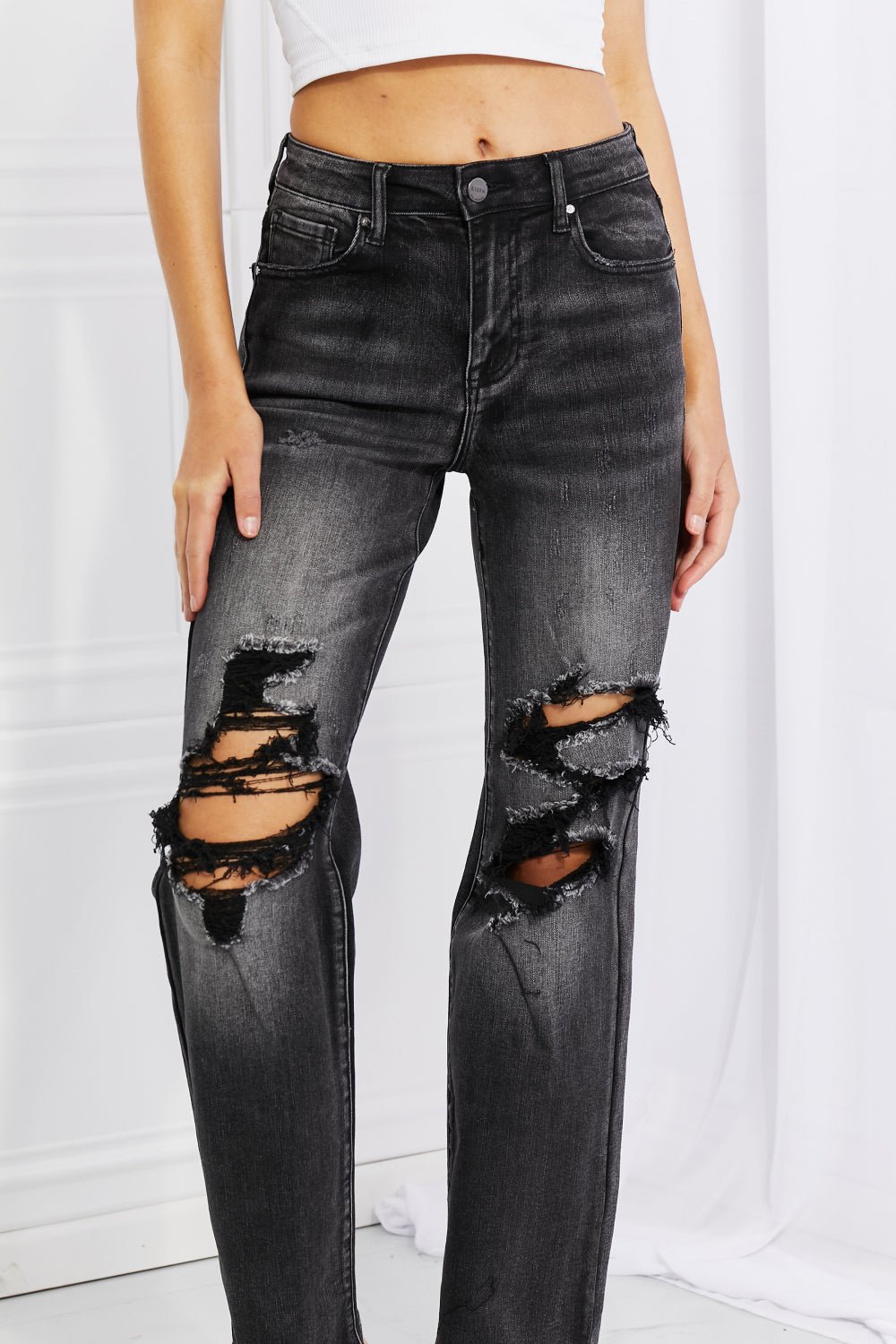 Black Distressed Loose Fit Jeans - Quelle's BoutiQue