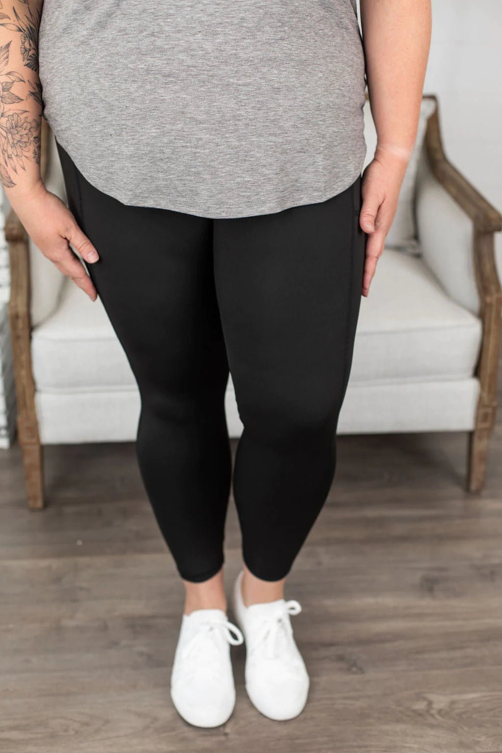 Black Leggings with Pockets - Quelle's BoutiQue