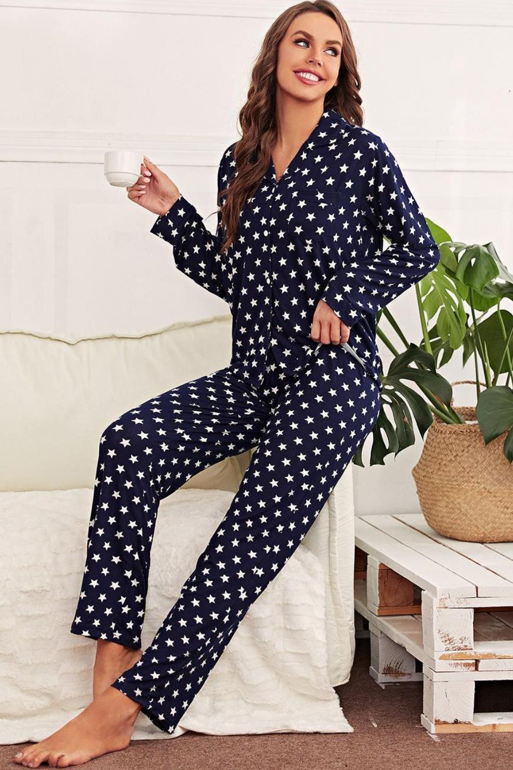 Stars Top and Pants Lounge Set - Quelle's BoutiQue