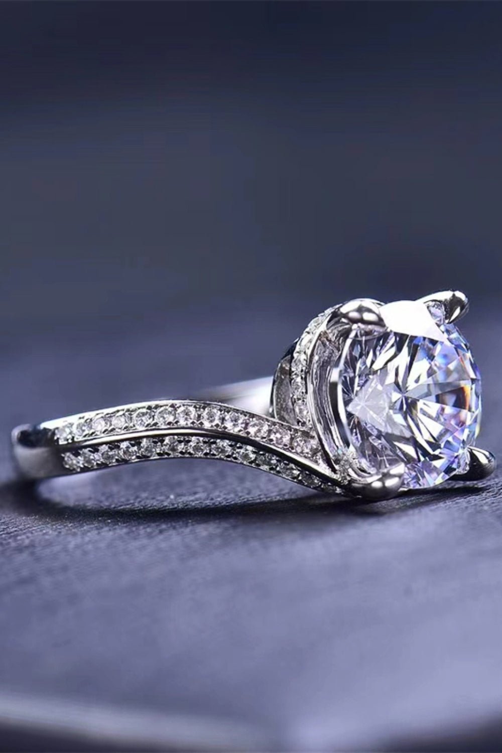 Sterling Silver Moissanite Ring - Quelle's BoutiQue